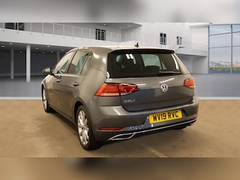 Used Volkswagen Golf 2019 for sale - 75937186: Photo