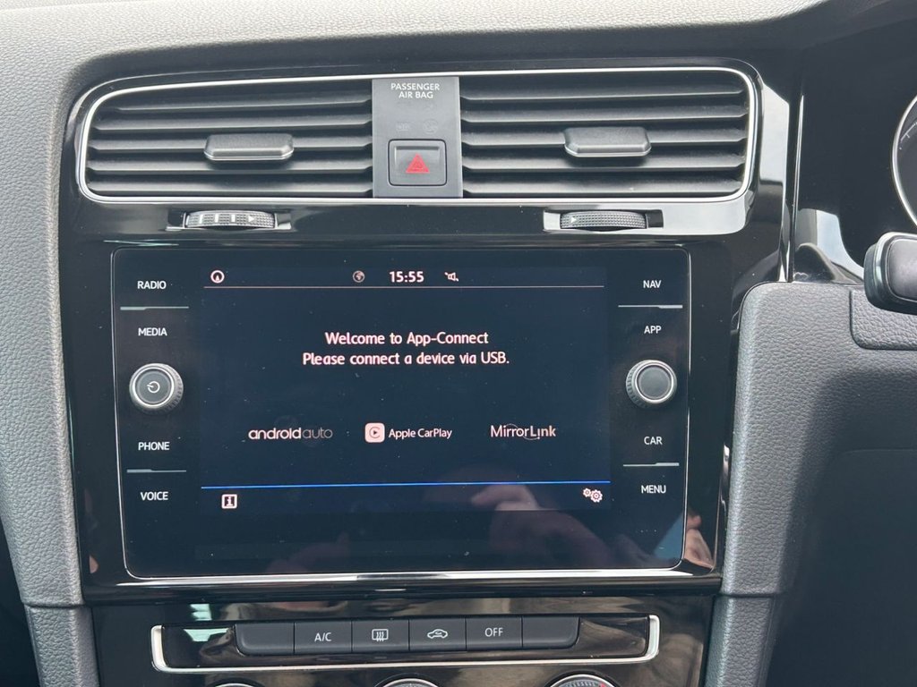 Used Volkswagen Golf 2019 for sale - 77936119: Photo 18