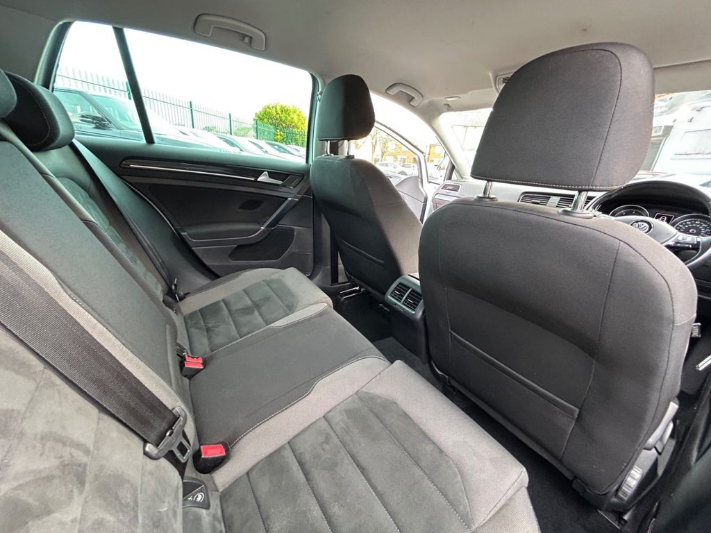 Used Volkswagen Golf 2019 for sale - 77936119: Photo 27