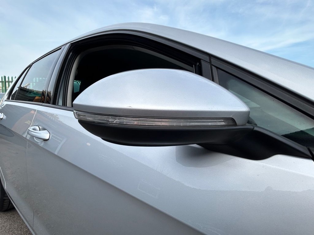 Used Volkswagen Golf 2019 for sale - 77936119: Photo 29