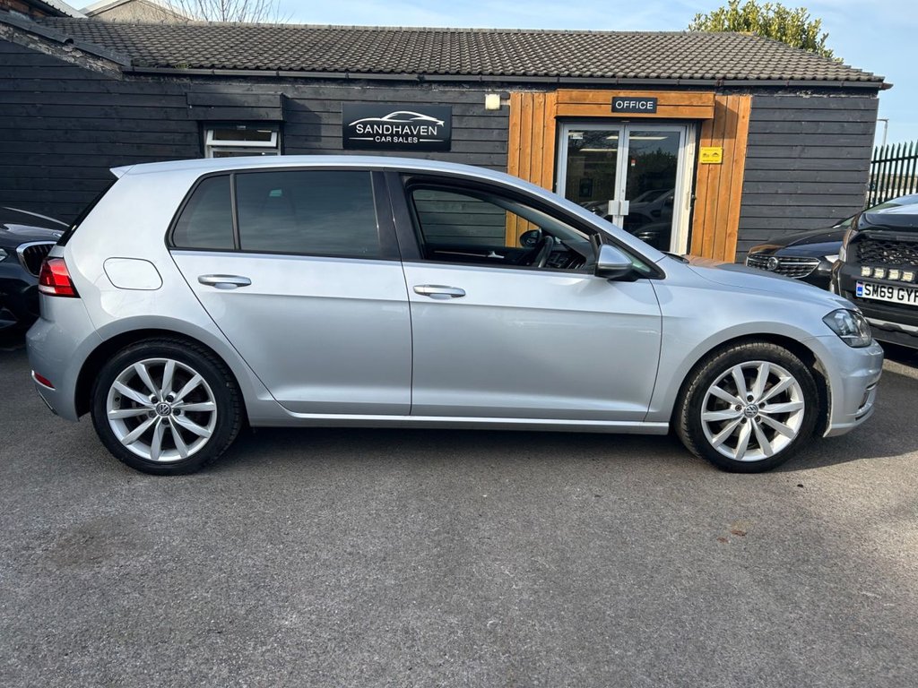 Used Volkswagen Golf 2019 for sale - 77936119: Photo 4