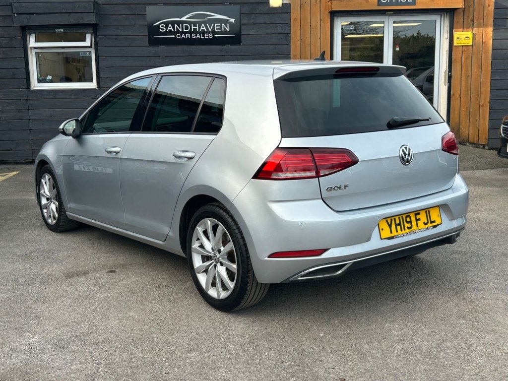 Used Volkswagen Golf 2019 for sale - 77936119: Photo 8