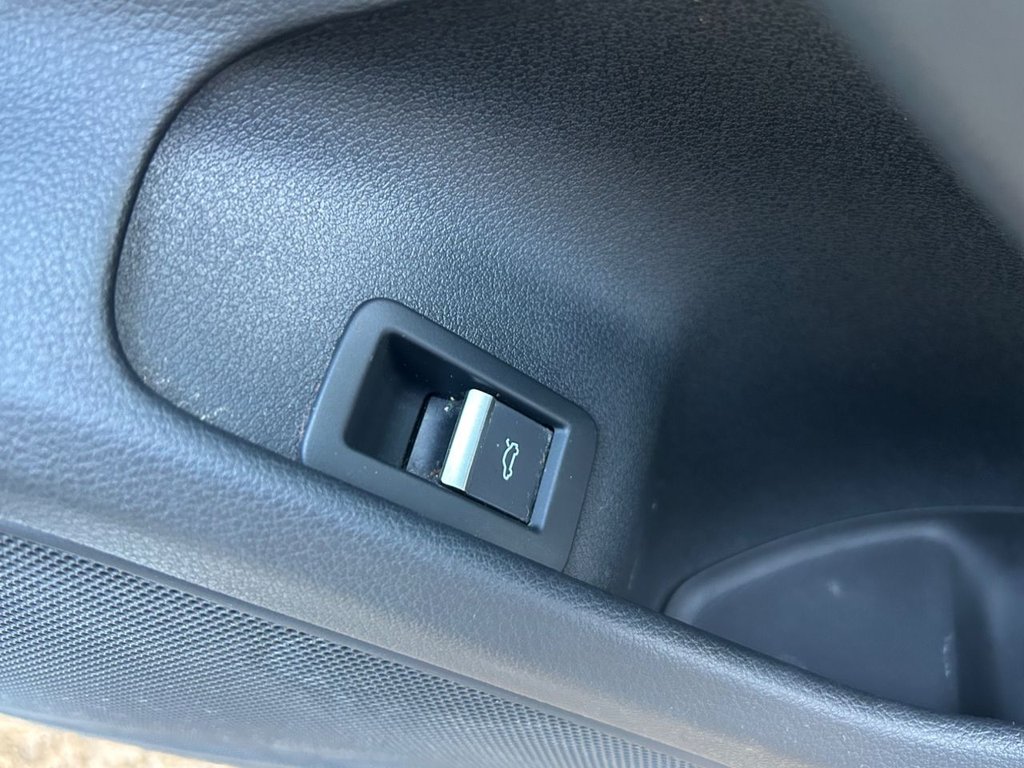 Used Audi A4 2017 for sale - 76605023: Photo 23