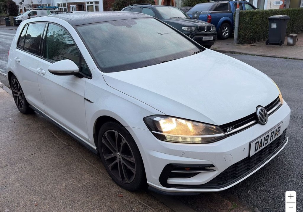 Used Volkswagen Golf 2019 for sale - 76367863: Photo 1