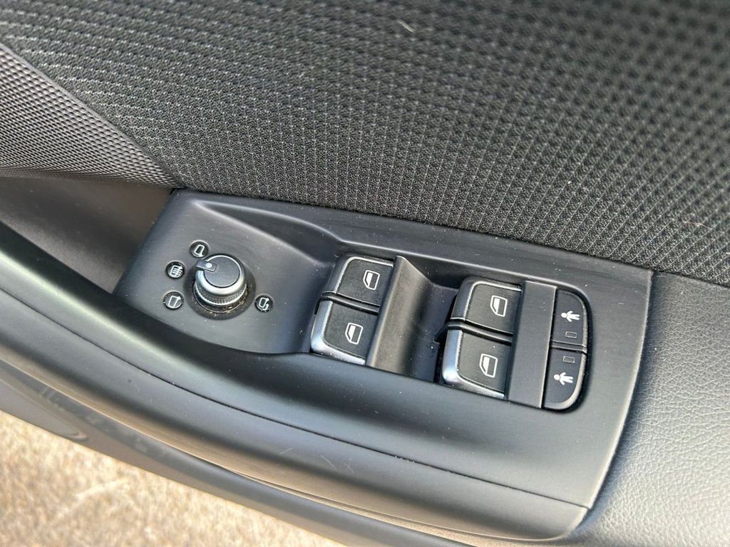 Used Audi Q3 2017 for sale - 75960926: Photo 28