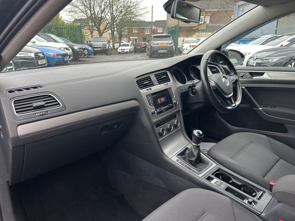 Used Volkswagen Golf 2015 for sale - 77408665: Photo 16