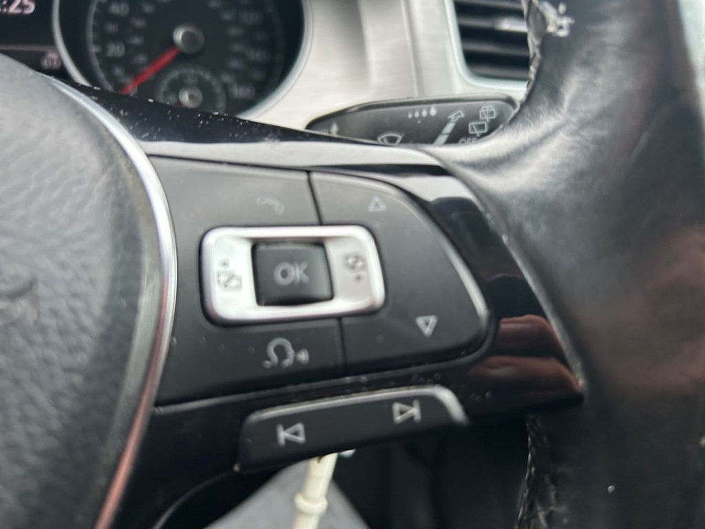 Used Volkswagen Golf 2015 for sale - 77408665: Photo 31