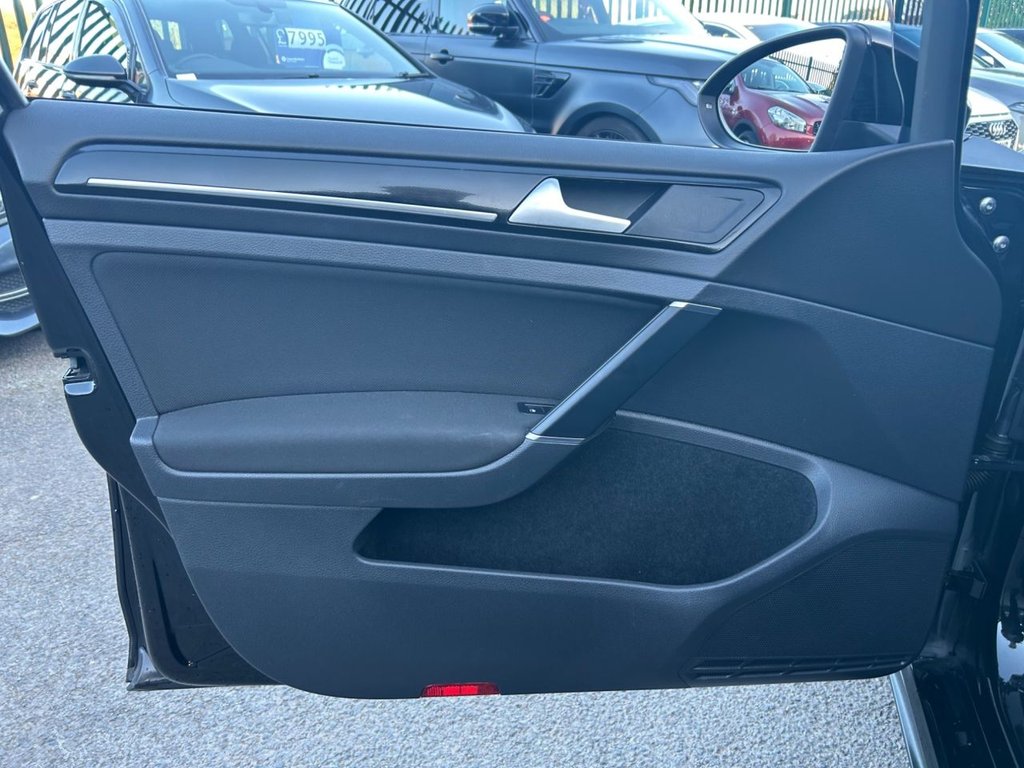 Used Volkswagen Golf 2016 for sale - 77919885: Photo 15