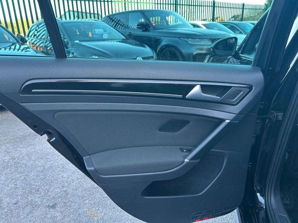 Used Volkswagen Golf 2016 for sale - 77919885: Photo 18