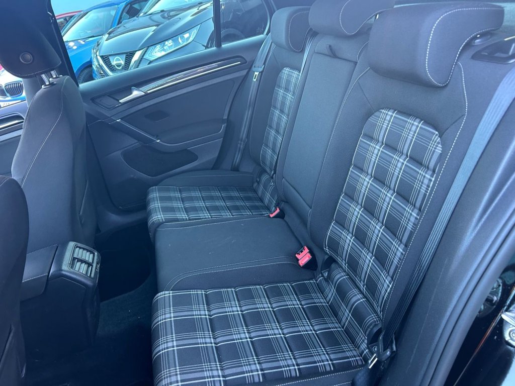 Used Volkswagen Golf 2016 for sale - 77919885: Photo 20