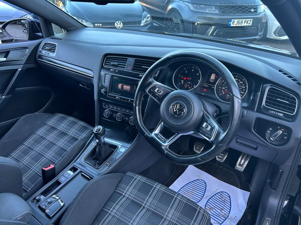 Used Volkswagen Golf 2016 for sale - 77919885: Photo 3