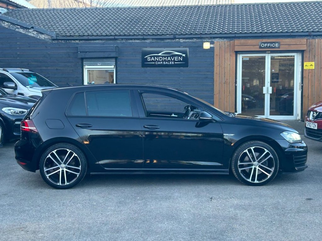 Used Volkswagen Golf 2016 for sale - 77919885: Photo 8