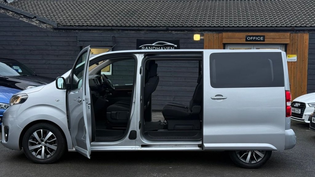 Used Toyota PROACE CITY Verso 2018 for sale - 76826535: Photo 10