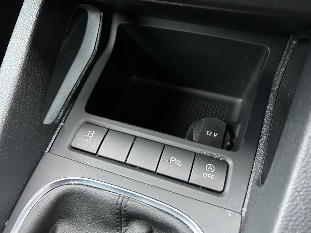 Used Volkswagen Scirocco 2016 for sale - 77027505: Photo 32