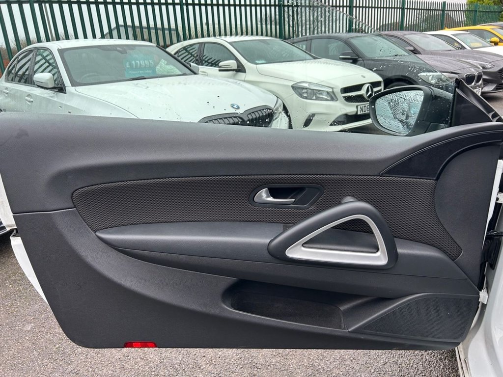 Used Volkswagen Scirocco 2016 for sale - 77027505: Photo 8