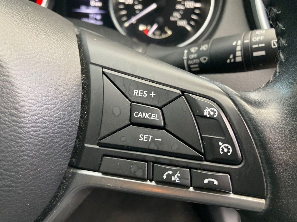 Used Nissan Qashqai 2017 for sale - 77328166: Photo 18