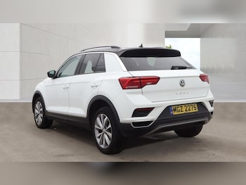 Used Volkswagen T-Roc 2019 for sale - 78887460: Photo