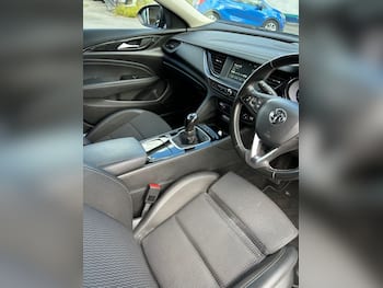 Used Vauxhall Insignia 2018 for sale - 79856808: Photo