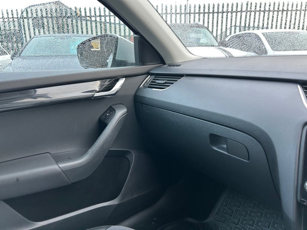 Used Skoda Octavia 2017 for sale - 76848198: Photo 47