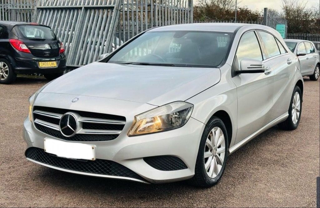 Used Mercedes-Benz A-Class 2014 for sale - 77399768: Photo 2