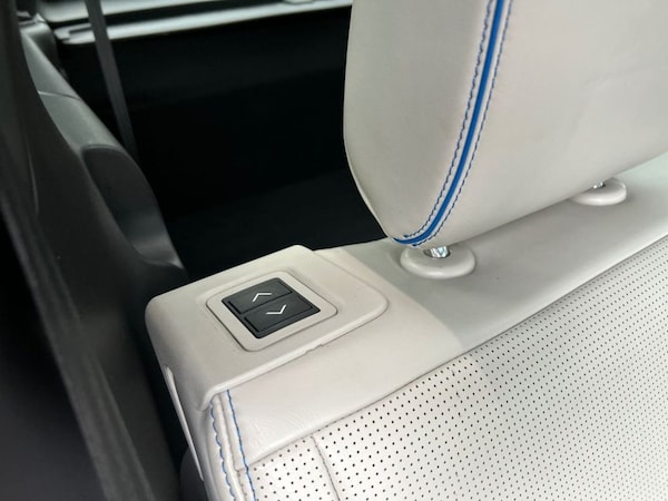 Used Land Rover Discovery 2018 for sale - 76291973: Photo 34