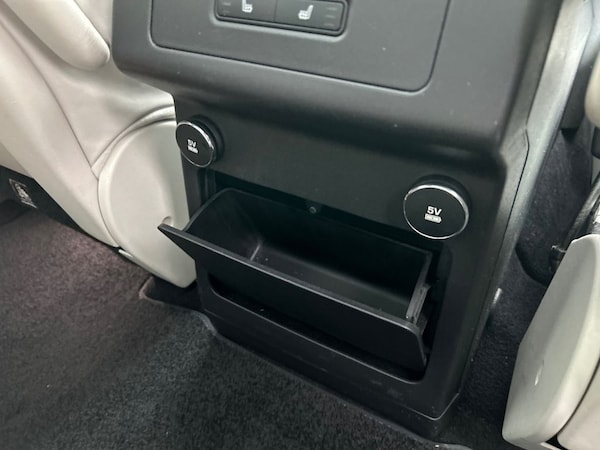 Used Land Rover Discovery 2018 for sale - 76291973: Photo 36
