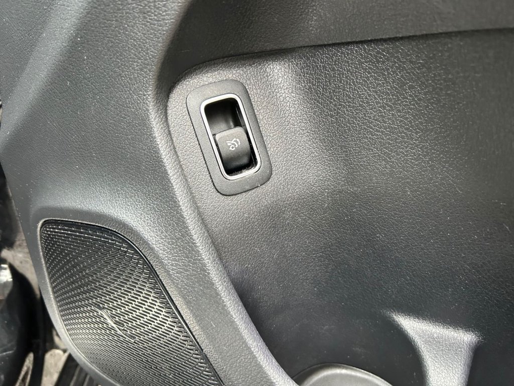 Used Mercedes-Benz A-Class 2019 for sale - 76593466: Photo 28