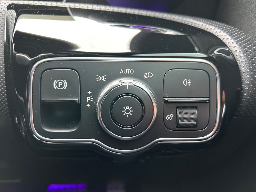 Used Mercedes-Benz A-Class 2019 for sale - 76593466: Photo 34