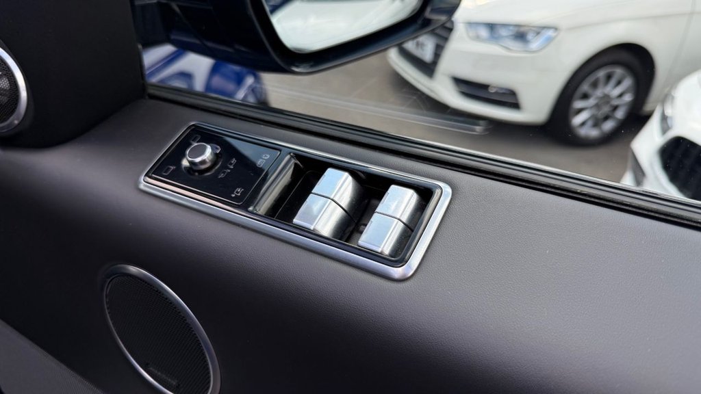 Used Land Rover Range Rover Sport 2021 for sale - 75716363: Photo 31