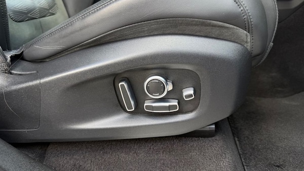 Used Land Rover Range Rover Sport 2021 for sale - 75716363: Photo 32