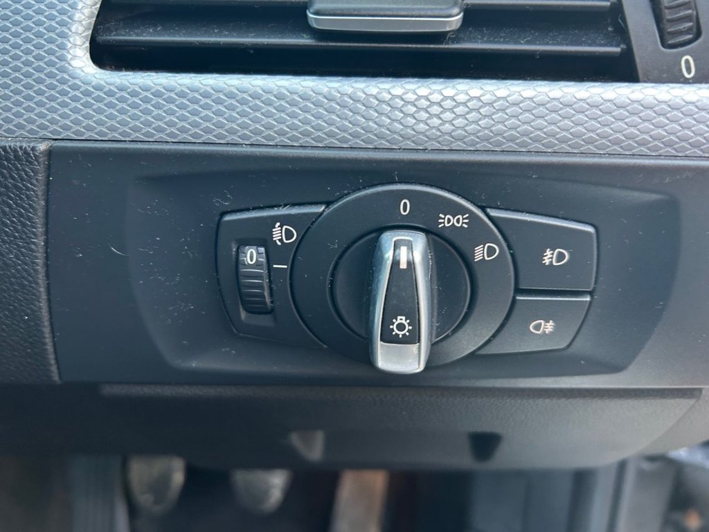 Used BMW 3 Series 2010 for sale - 77571979: Photo 17