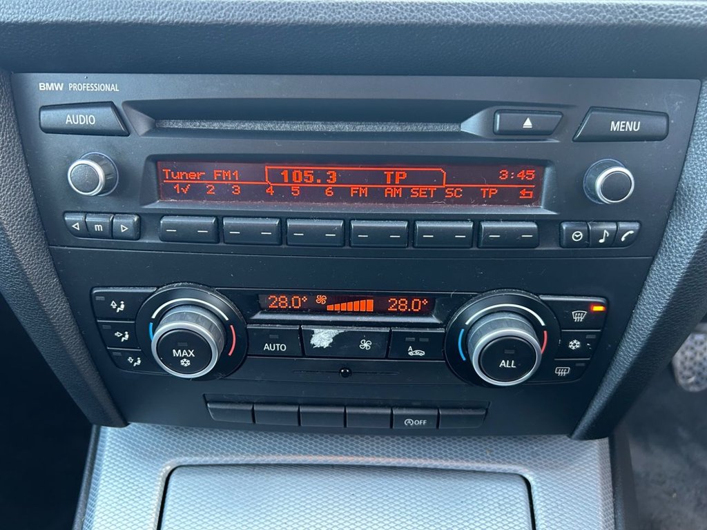 Used BMW 3 Series 2010 for sale - 77571979: Photo 24