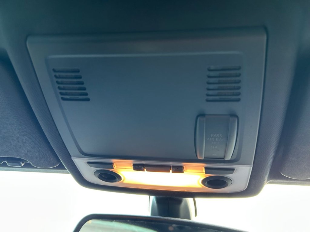 Used BMW 3 Series 2010 for sale - 77571979: Photo 28