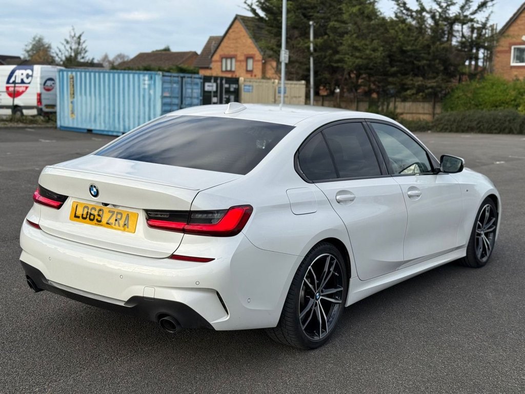 Used BMW 3 Series 2020 for sale - 76642801: Photo 3