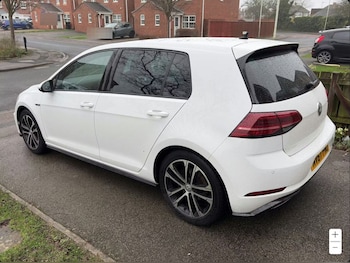 Used Volkswagen Golf 2018 for sale - 77422343: Photo