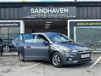 Used Hyundai i20 2019 for sale - 79481610: Photo