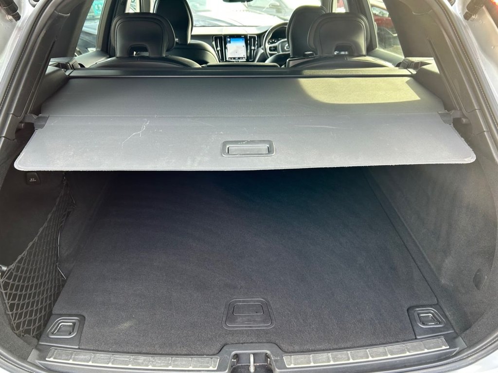 Used Volvo XC60 2018 for sale - 77672752: Photo 16