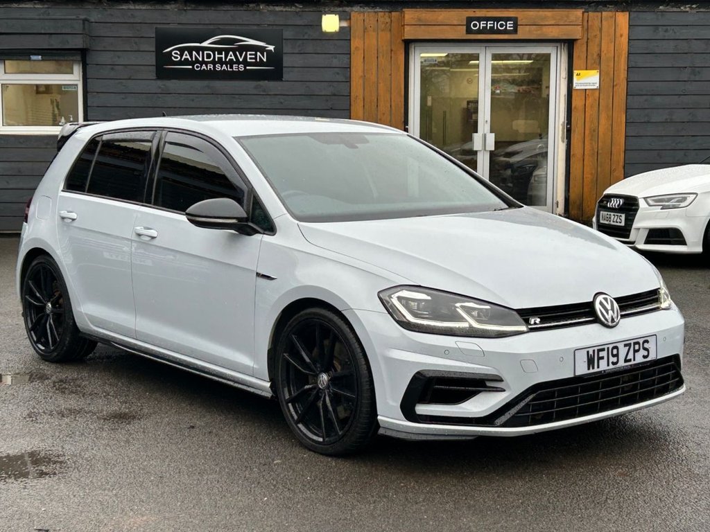 Used Volkswagen Golf 2019 for sale - 76841678: Photo 1