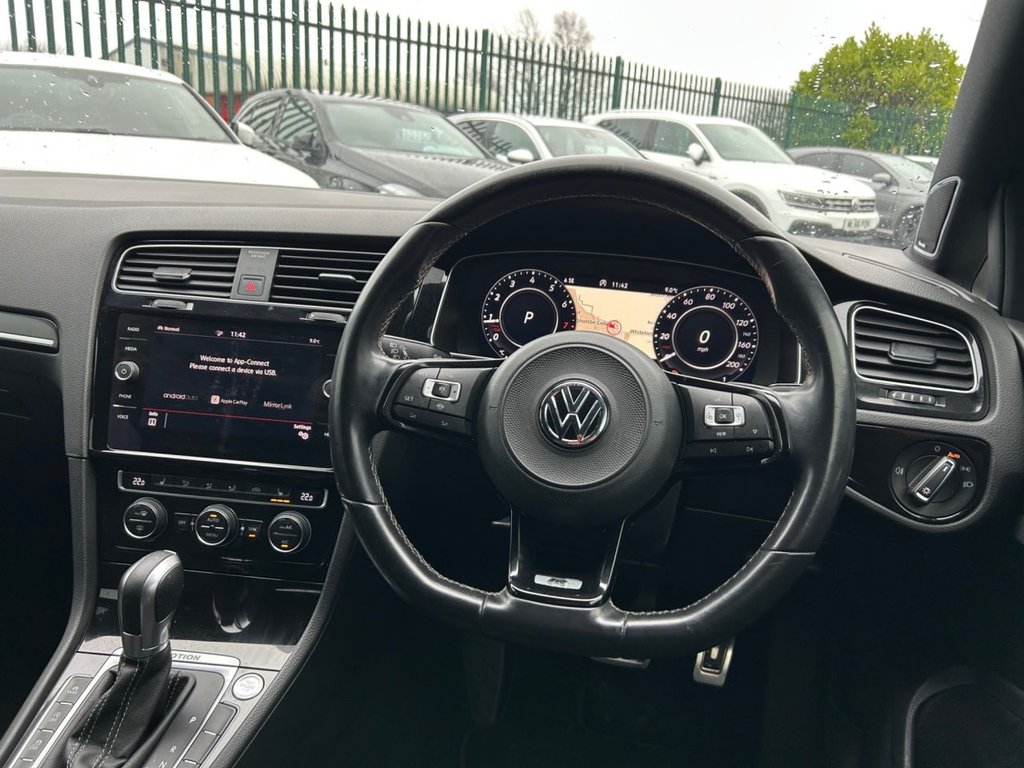 Used Volkswagen Golf 2019 for sale - 76841678: Photo 24