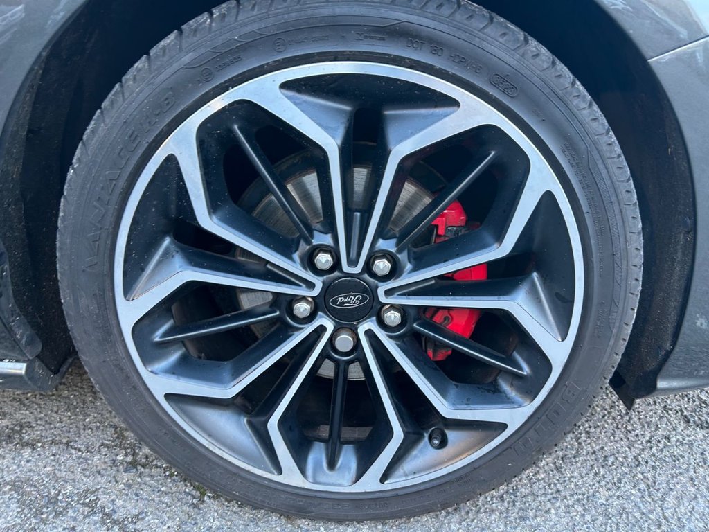 Used Ford Focus 2018 for sale - 76910545: Photo 11