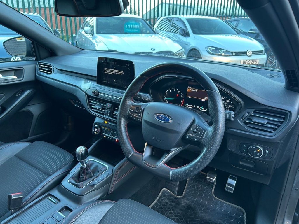 Used Ford Focus 2018 for sale - 76910545: Photo 3