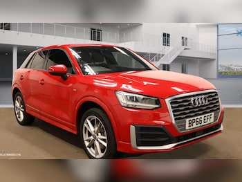 Audi - Q2