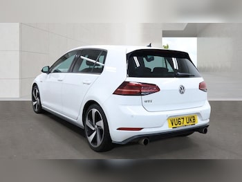 Used Volkswagen Golf 2017 for sale - 78887429: Photo