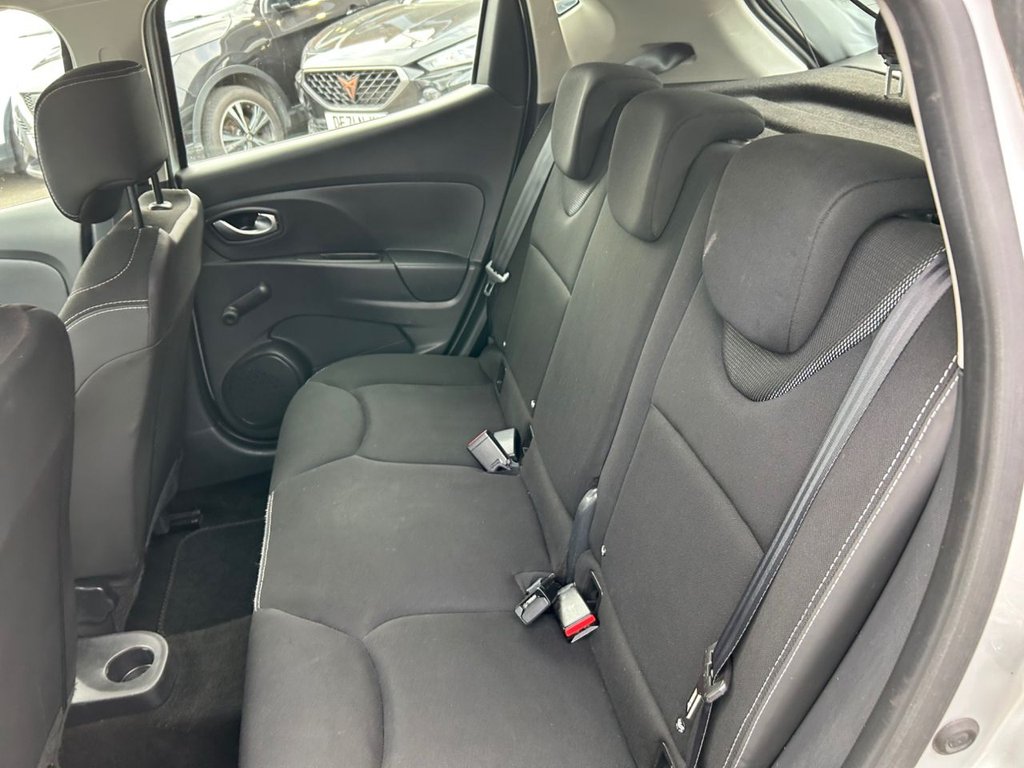 Used Renault Clio 2015 for sale - 77952329: Photo 18