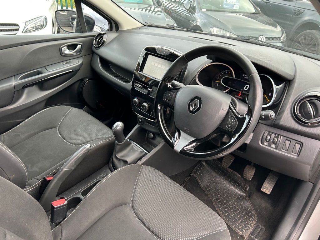 Used Renault Clio 2015 for sale - 77952329: Photo 25