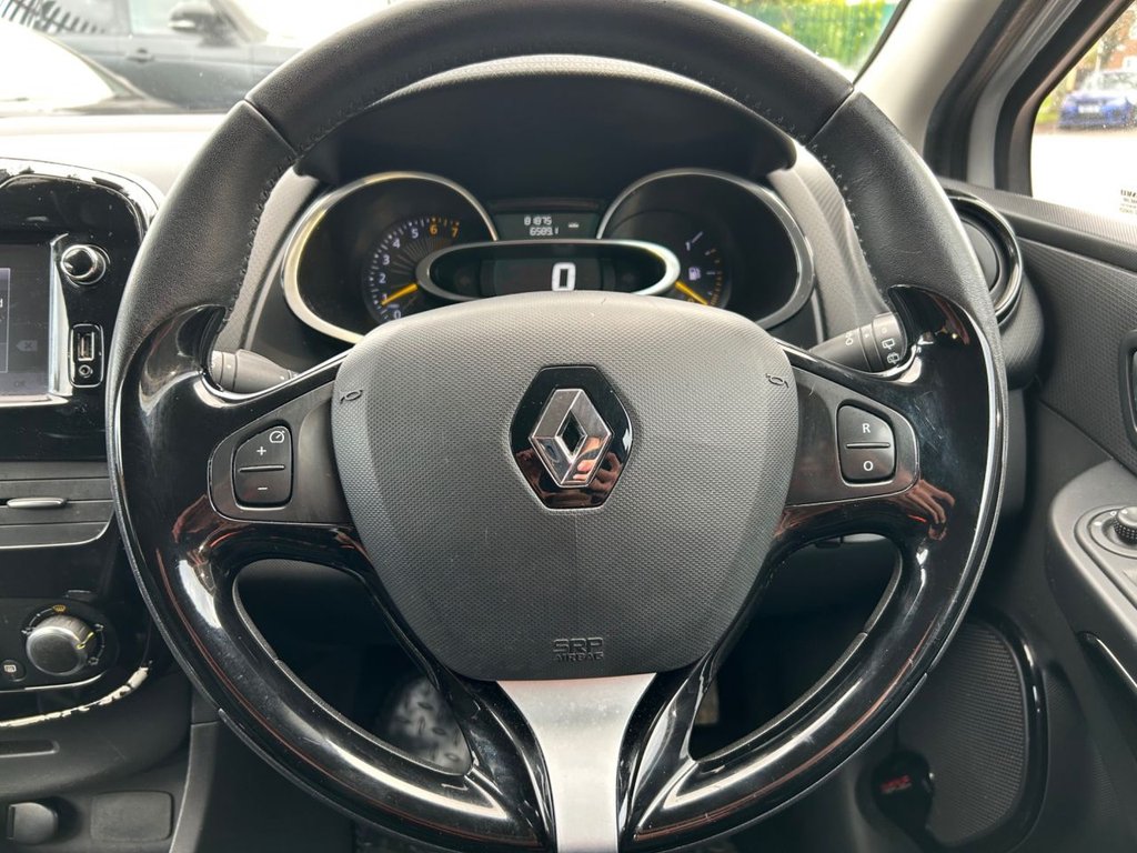Used Renault Clio 2015 for sale - 77952329: Photo 29