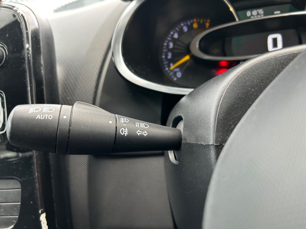 Used Renault Clio 2015 for sale - 77952329: Photo 34