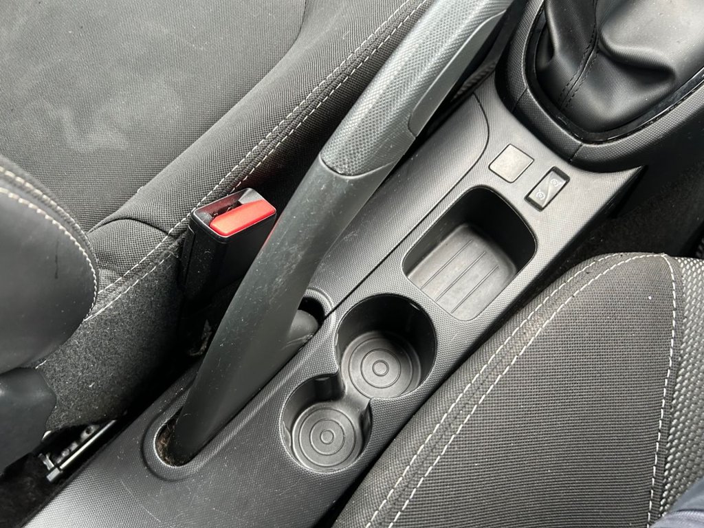 Used Renault Clio 2015 for sale - 77952329: Photo 37