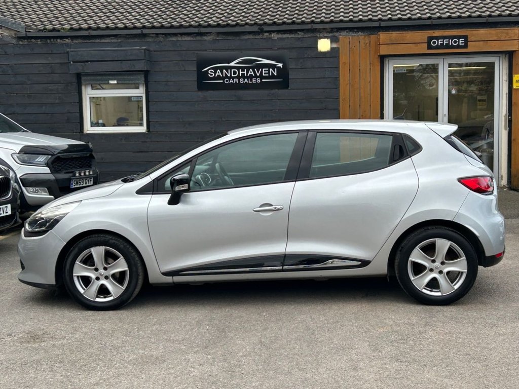 Used Renault Clio 2015 for sale - 77952329: Photo 7