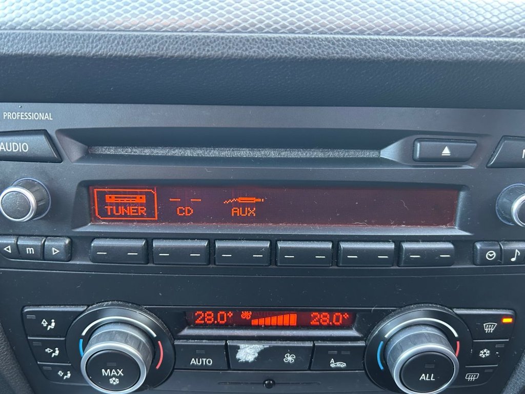 Used BMW 3 Series 2010 for sale - 78068427: Photo 26